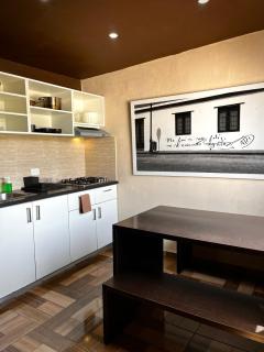 MOKA HOUSE - 6