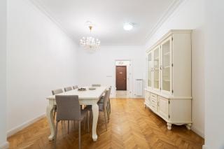 Stylish 2 bdrm, 5 guests, Serdika mall, Oborishte - 5