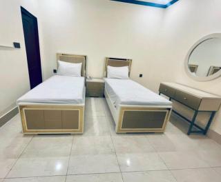 Step Inn Family Hotel Lahore - 8