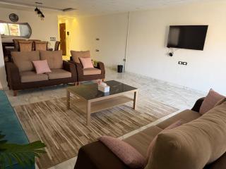 Spacious 3BR in Heart of Dokki, Cairo Sleeps 6 - 1