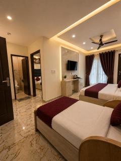 Hotel Grand Vista Retreat- A Luxury and Beautiful Mountain View Hotel in Mussoorie By lilly - 1