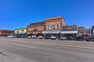 Black Hills Basecamp: 2 Historic Dtwn Custer Apts - 8