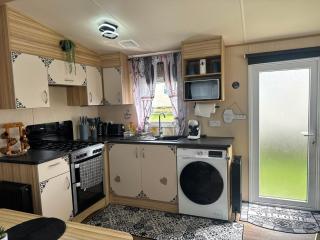 Holiday Park Caravan Fluffy in Harts Holiday Park - 5