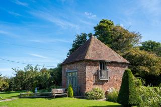 Dovecote Cottage - 7