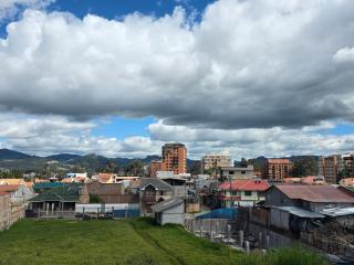 Enorme casa moderna de lujo, 4 camas, junto al hotel Oro verde, 2 garajes electricos - 2