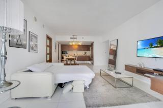 ★ICON Brickell★ Luxury 1 Bedroom Apt w/ Pool View - 4