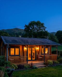 The Malvern Hills, Courtyard Cabins, Barbara Cabin - 7