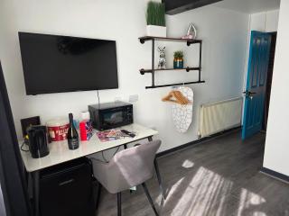 Cosy & Leafy Guesthouse - Perfect for BHX & NEC - Receptionless - 5