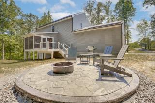 On 4+ Acres! Modern Home w/ Lake Access in Orange - 8