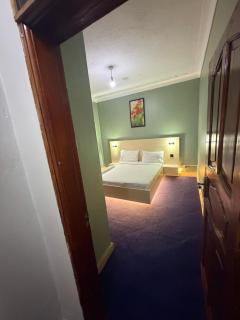 Cozy suites 3 - 7