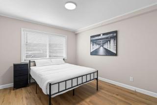 Newly Renovated Unit in Central Spfld #302 - 1