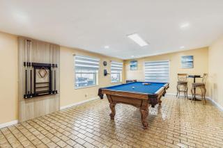 New Sunrise Sanctuary 4BR home with pool and jacuzzi - 3