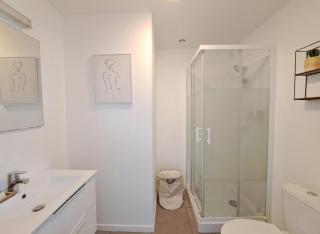 Cozy studio - 300 meters from Croix metro center - 4