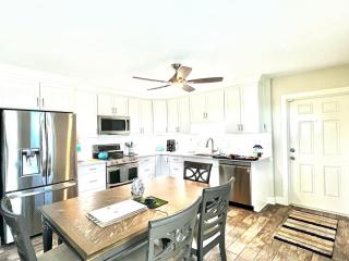 Wake up 2 Quiet Ocean Views, centrally located A1A - 8