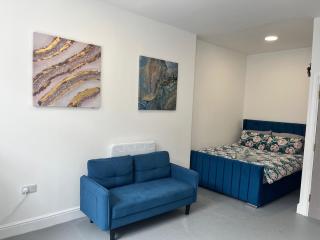 Cosy flat in central Cardiff Bay - 1