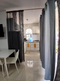 Second Floor Condo - Walk to Beach - 6