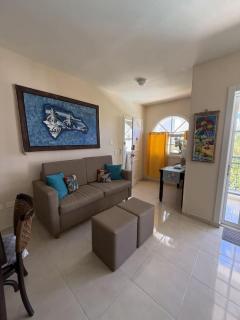 Pool-view condo steps from the beach - 0