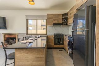 SnowCrest - 1