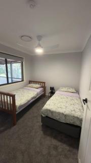 Riverview Retreat 3 BDR house 2 toilets - 4
