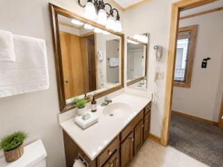 Powderidge 23 Slope Access Condo Near Chairlift - 5