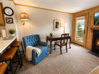 Powderidge 23 Slope Access Condo Near Chairlift - 1