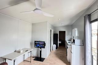 2 Bed room House with 2 AC and Free Parking - 0