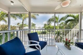Beach Retreat Steps from the Shore with Island Vibes & Relaxing Coastal Charm - The Sand - Roelens - 8