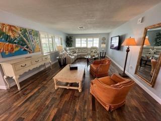 Beautiful waterfront home with heated Pool - 2