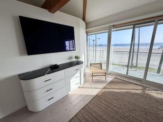 NEW Oceanfront Home with Rooftop and Beach Access - 3