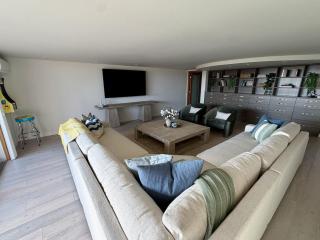 NEW Oceanfront Home with Rooftop and Beach Access - 1