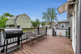 Walk to Falls l Huge l 6 BDRM l 3.5 Bath l Remodel - 2