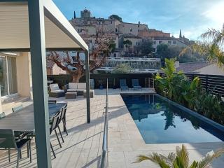 Belle villa avec piscine sur les hauteurs de Toulon - 0