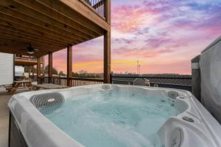 Gorgeous Lake View I Indoor Pool Access I Hot Tub - 8