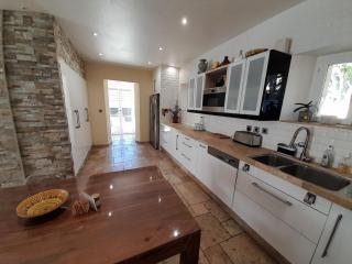 Belle villa avec piscine sur les hauteurs de Toulon - 1