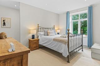 Perfect Home for Trades or Small Families - 3