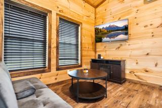 Twilight Meadow - Hot Tub, Patio and Views! - 2