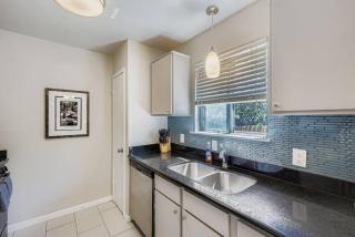 Austin Family friendly 3BR with yard pet friendly - 2