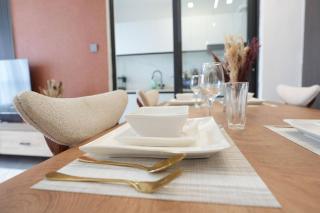 Chic 2BR Lavington - 2