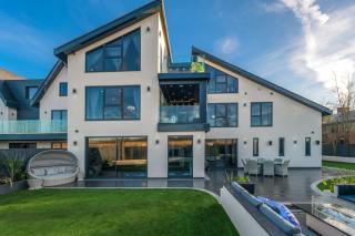 Durham Mansion Retreat Pool, Hot Tub, Cinema, Spa, Sleeps 20 - 9