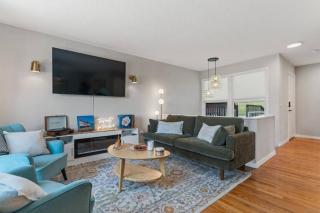 Family-friendly 3BR near Trails with Patio - 9