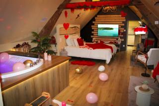 Le Chalet, Escapade Spa & Jacuzzi Privé proche Lille - 0