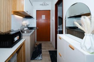 Mesavirre Garden Residences Unit 406 - 6