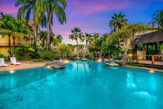 Lyra Lakes Resort Escape with Pool BBQ and Tennis Court - 9