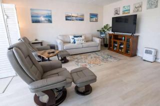 2BR Condo - 2 Pools - Jacuzzi - Steps to Beach SPI - 7