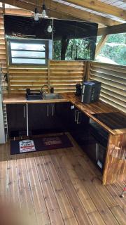 Riverside Paradise - 6