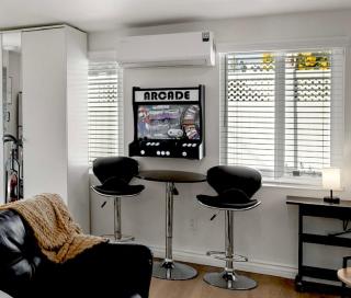 Newly Renovated 1BR Suite, Patio BBQ, Fire Pit - 5