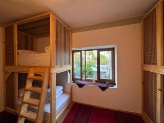 Hostel & Bujtina Darian - 0