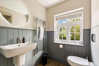 Montpellier House, Centrally Located, Large Garden - 7