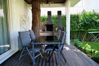 Ivy Lalzi Bay Beach House - 2