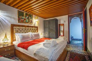 Riad Iline - 7